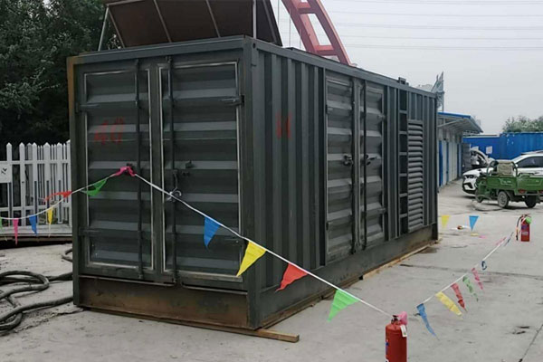 平武发电机租赁空气滤清器多久更换一次？